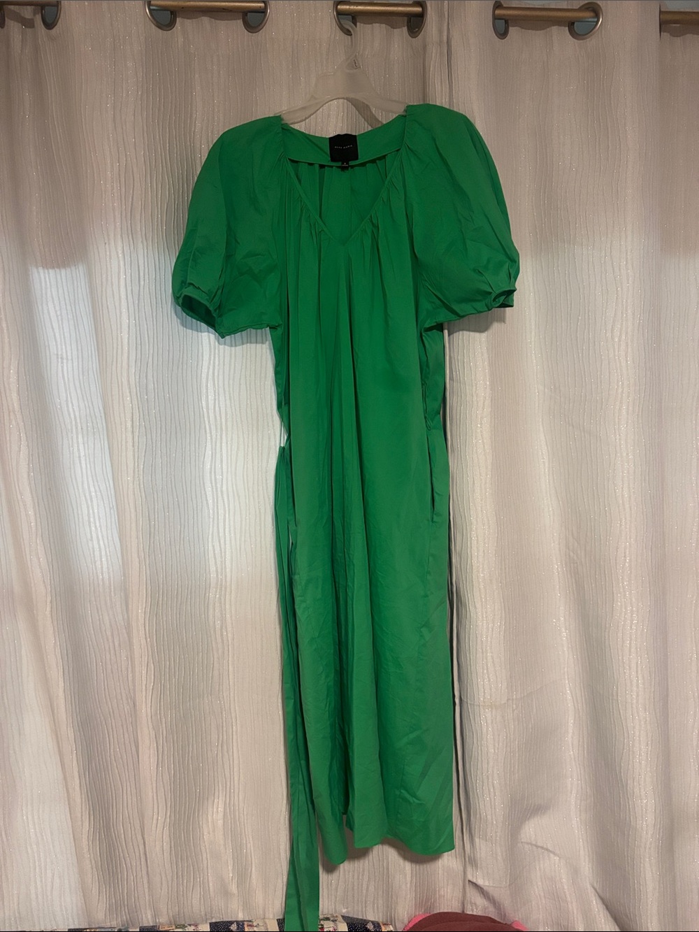 Green Puff-Sleeve Midi Dress